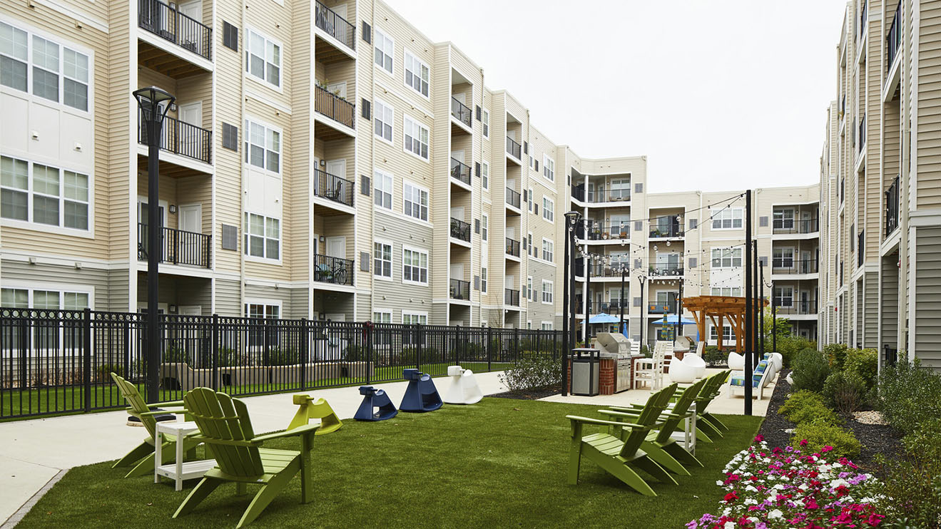 The courtyard amenity space a multifamily community